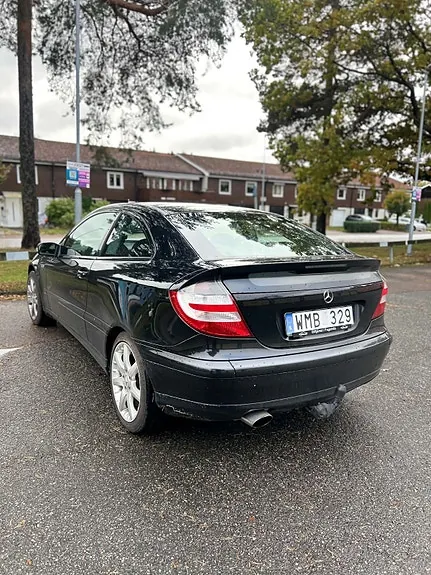 Mercedes-Benz C200 2005 photo 3