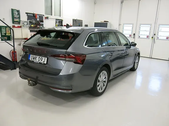 Skoda Octavia 2025 photo 3
