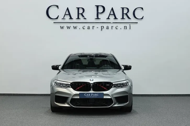 BMW 5 Series 2019 photo 3