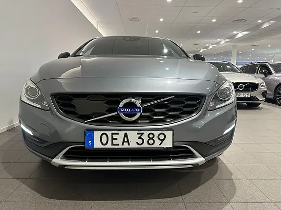 Volvo V60 Cross Country 2017 photo 3