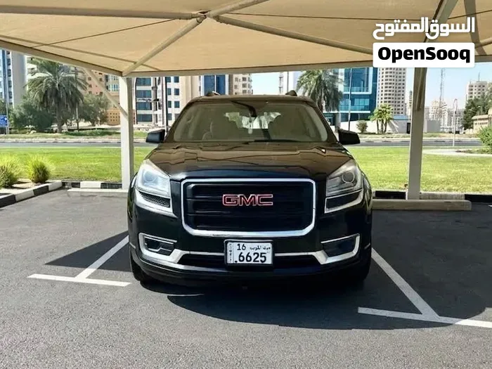 GMC Acadia 2015 photo 2