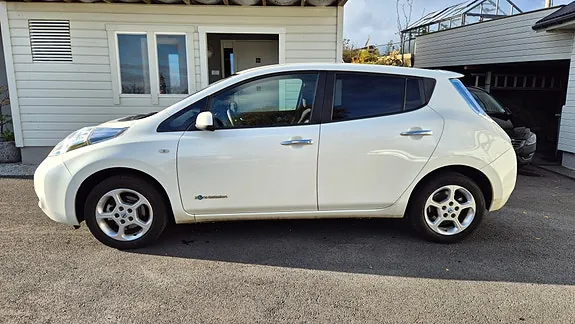 Nissan Leaf 2014 photo 4