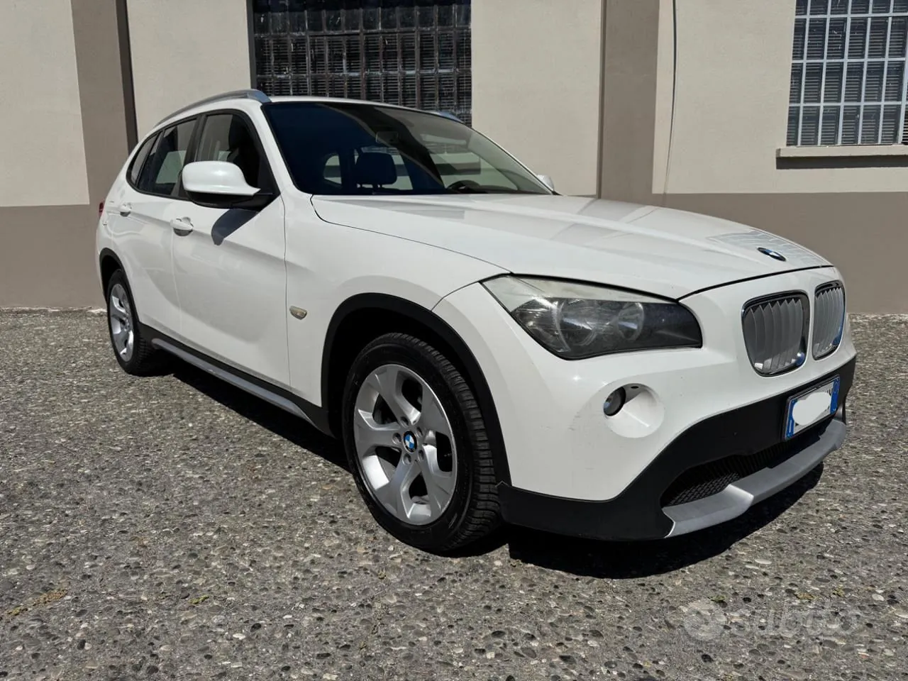 BMW X1 2012 photo 3