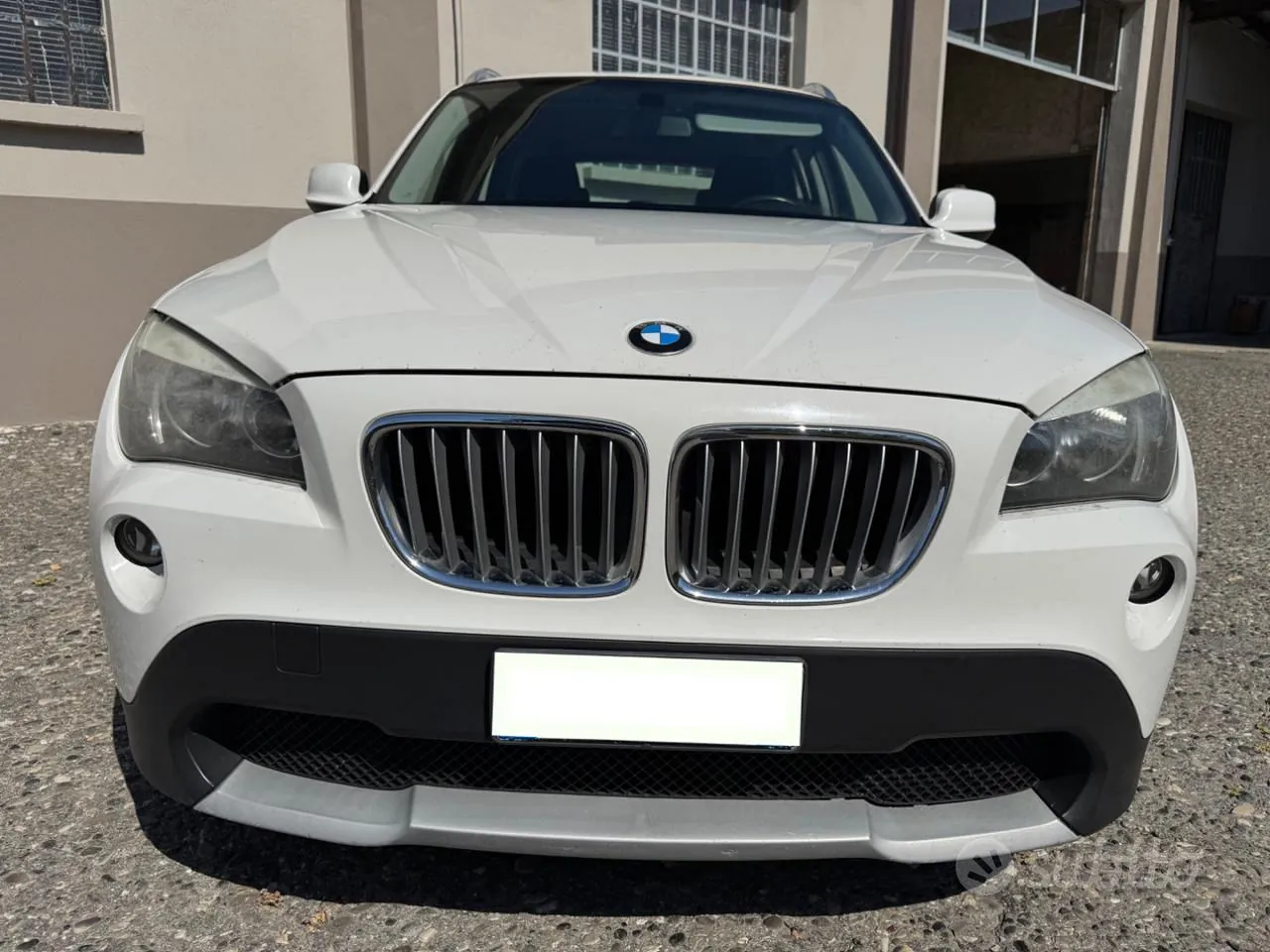 BMW X1 2012 photo 2