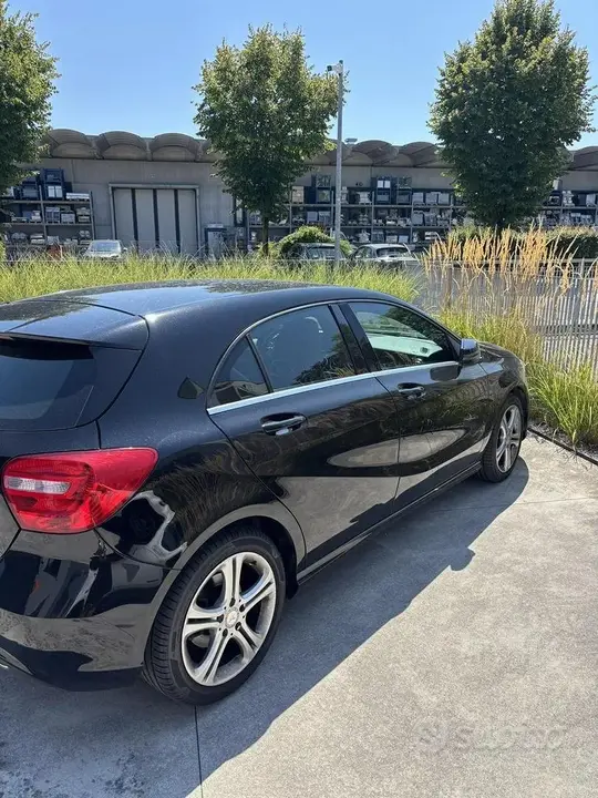 Mercedes-Benz A 2015 photo 5