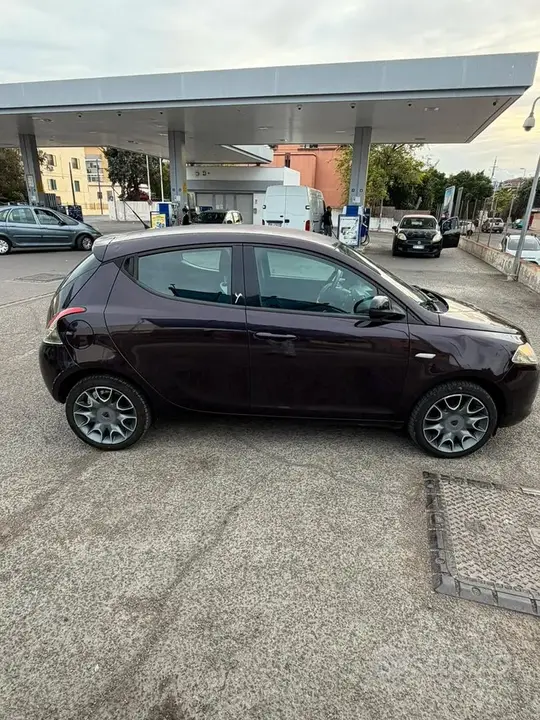 Lancia Ypsilon 2015 photo 3