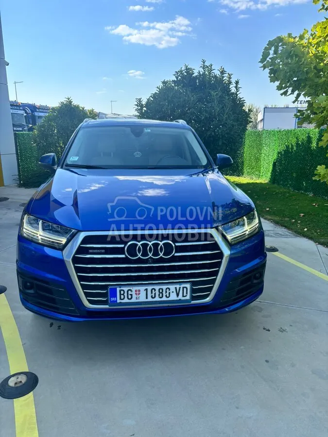 Audi Q7 2017 photo 3