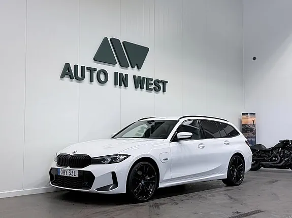 BMW 330E 2023 photo 2