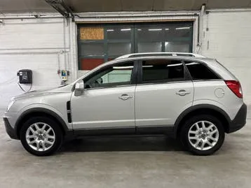Opel Antara 2009 photo 2