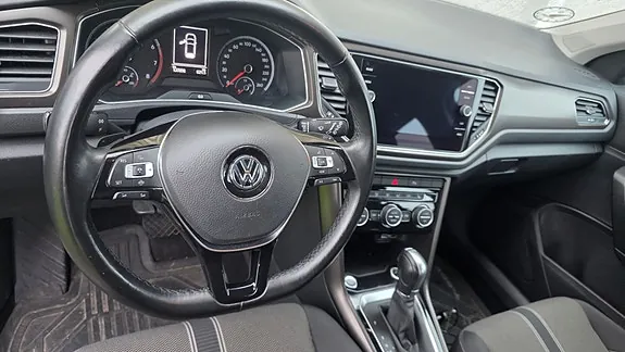Volkswagen T-Roc 2019 photo 3