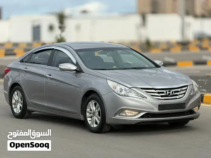 Hyundai Sonata 2012 photo 4