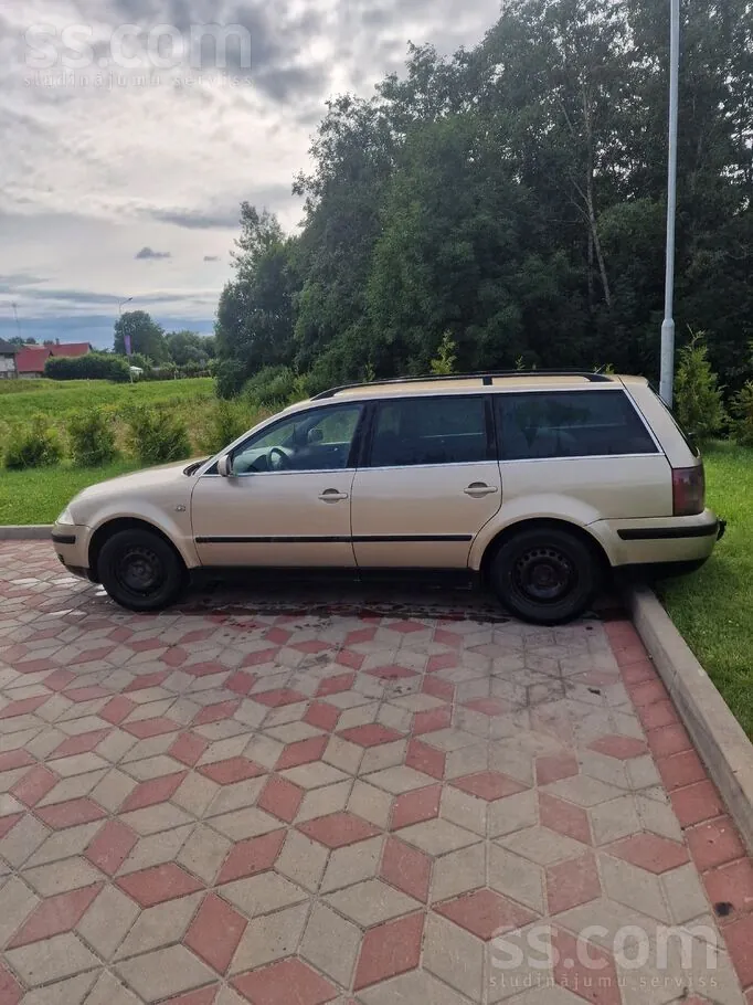 Volkswagen Passat 2003 photo 4