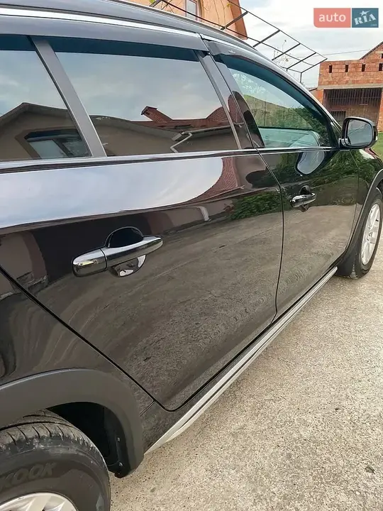 Volvo V60 2015 photo 2