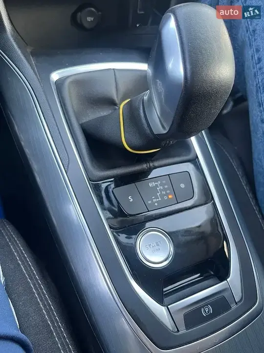 Peugeot 308 2017 photo 3