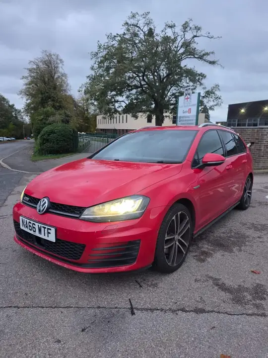 Volkswagen Golf 2016 photo 2