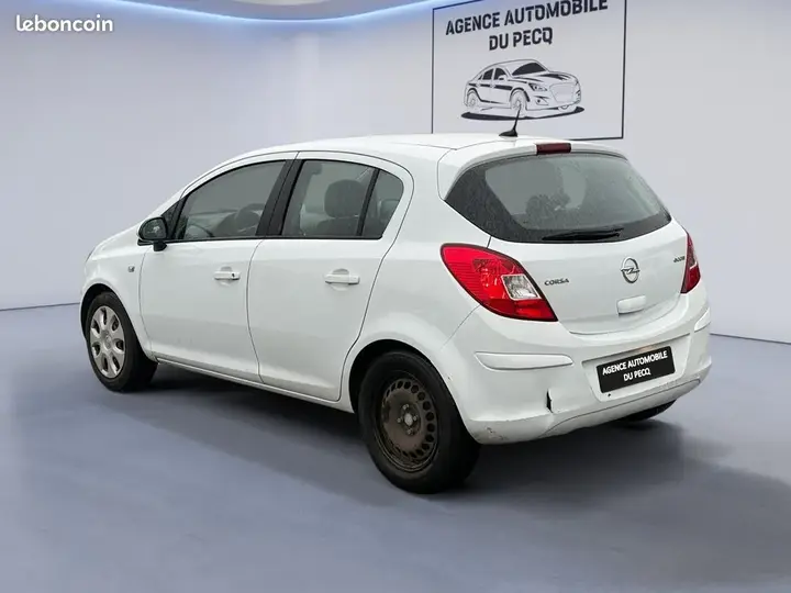 Opel Corsa 2014 photo 4