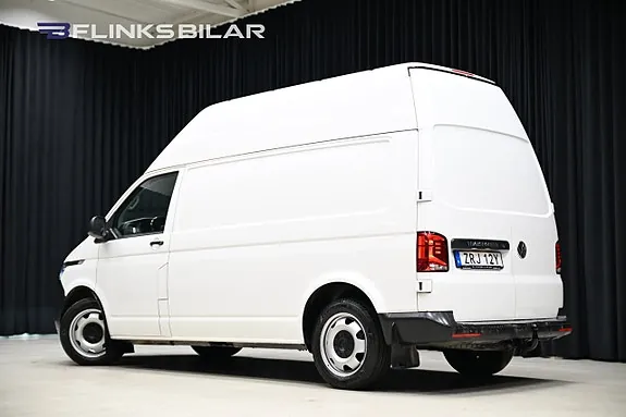 Volkswagen Transporter 2021 photo 5