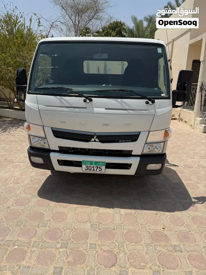 Mitsubishi Canter 2024 photo 4