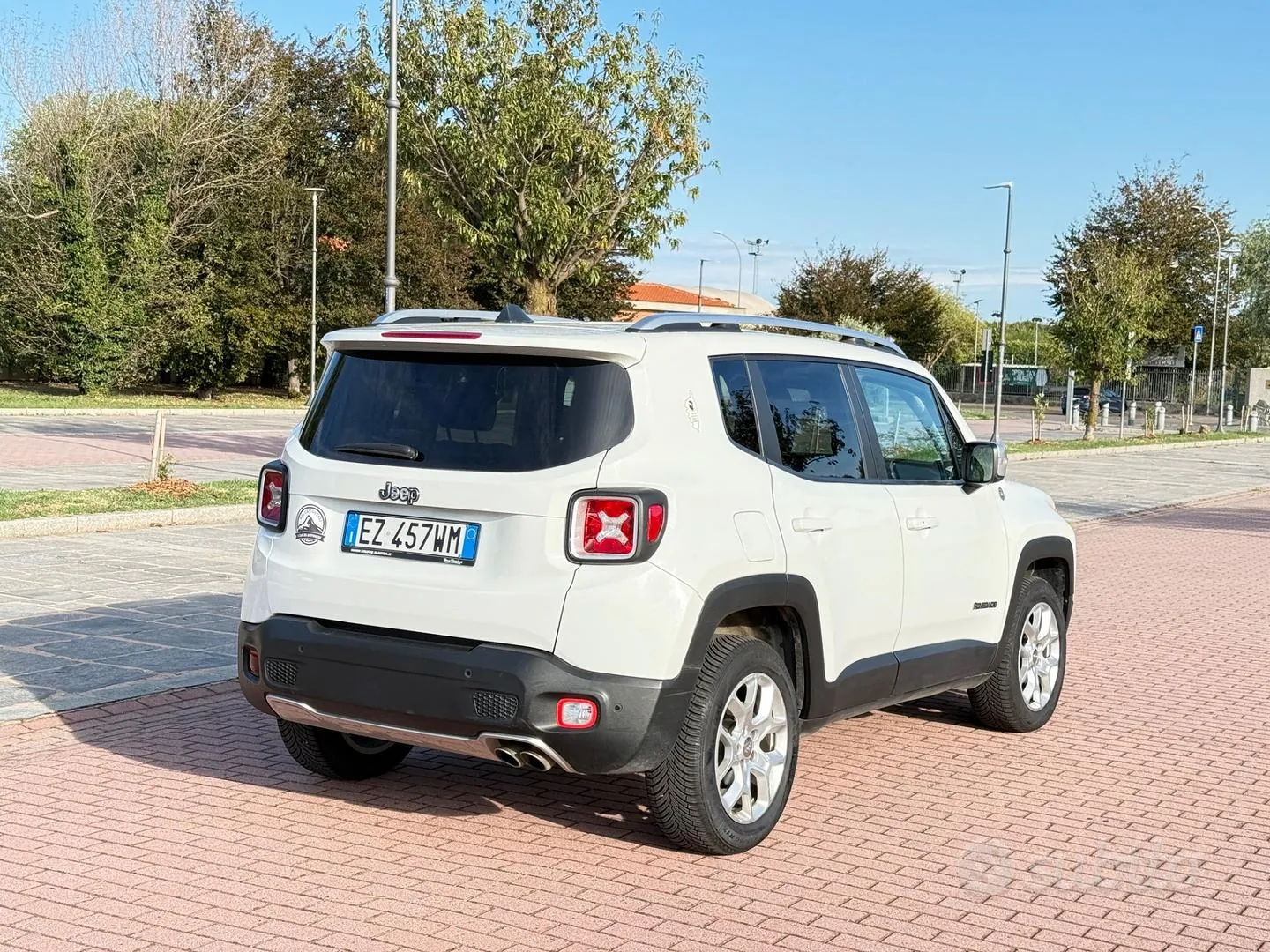 Jeep Renegade 2015 photo 4