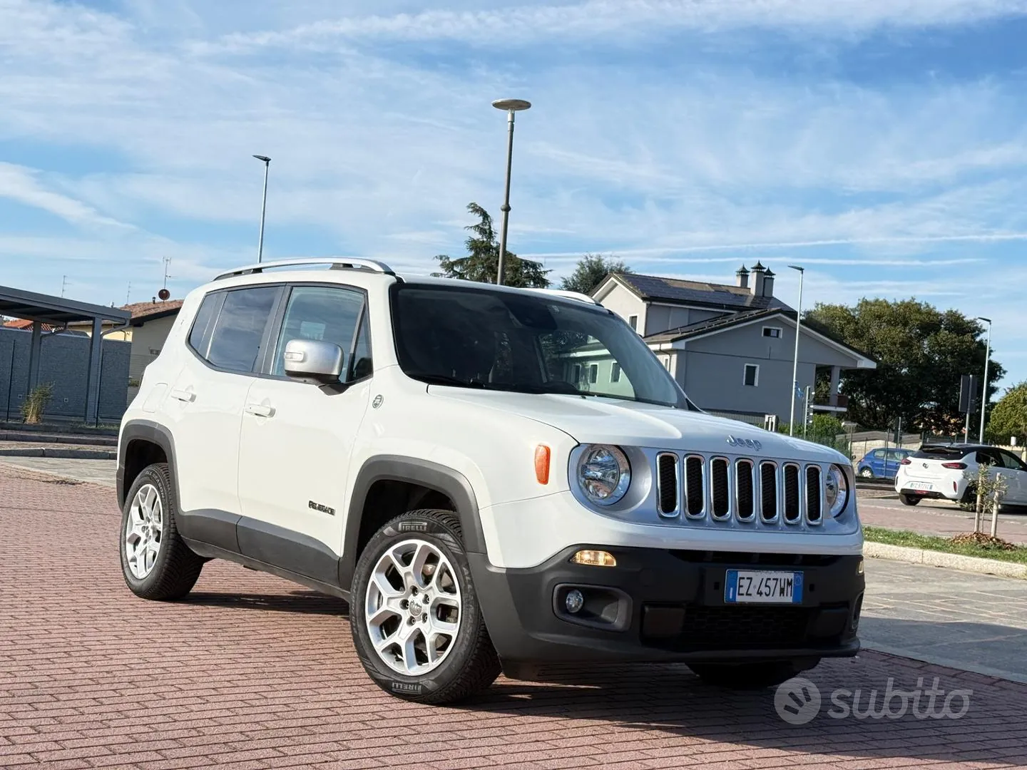 Jeep Renegade 2015 photo 2