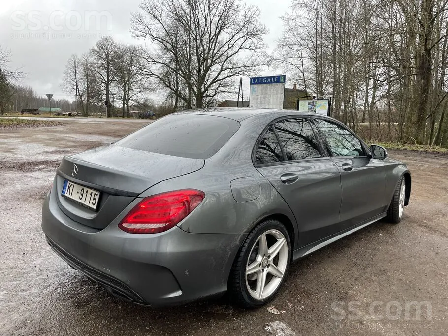 Mercedes-Benz C220 2016 photo 3