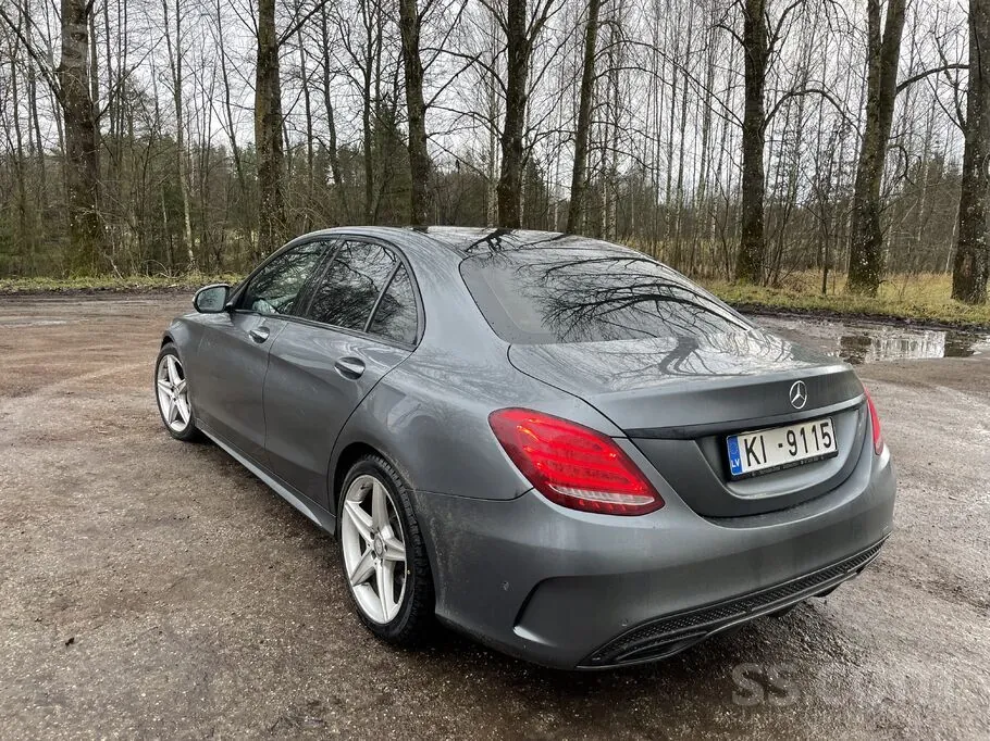 Mercedes-Benz C220 2016 photo 4