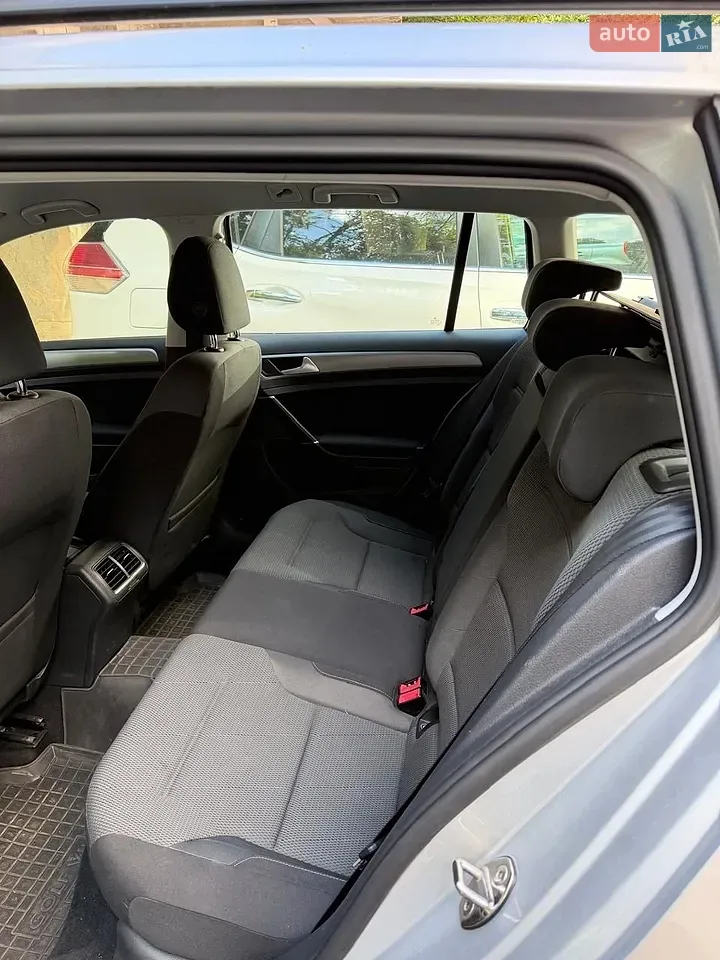 Volkswagen Golf 2014 photo 5
