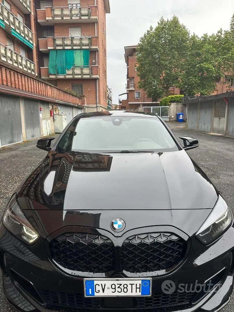 BMW 135I 2024 photo 4