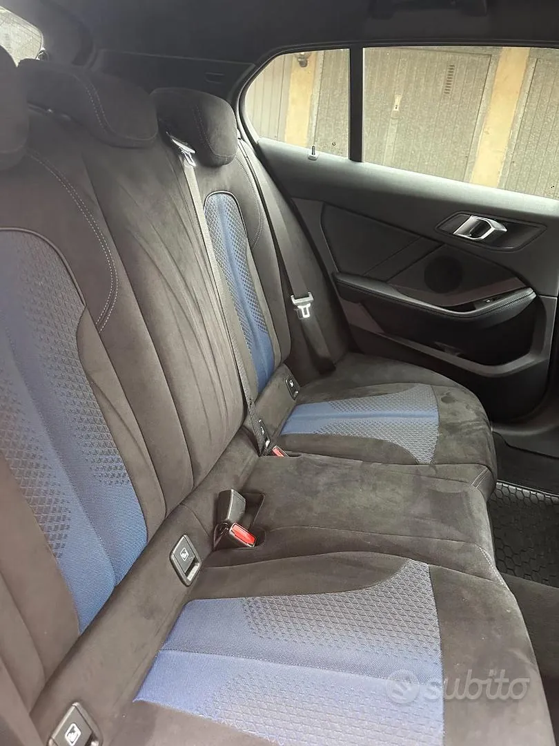BMW 135I 2024 photo 3