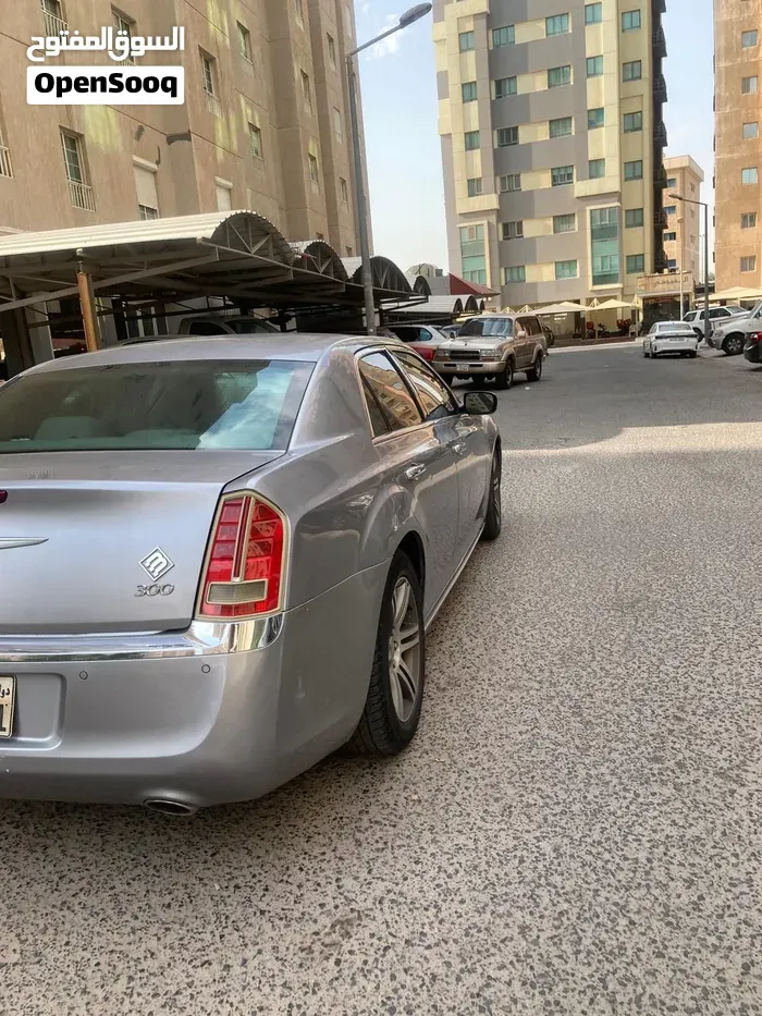 Chrysler 300 2014 photo 4