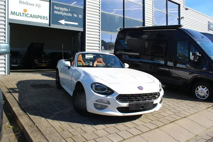 Fiat 124 Spider