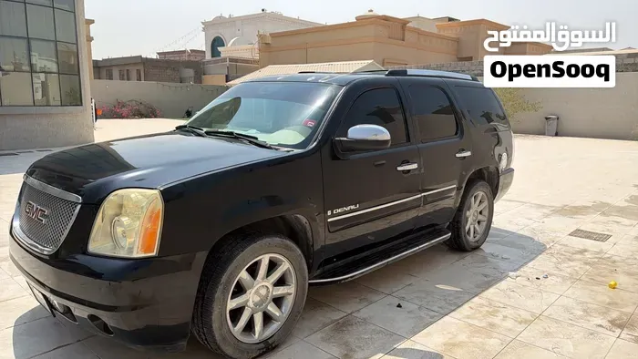 GMC Yukon Denali