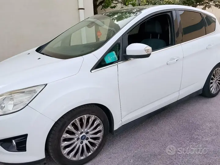 Ford C-Max 2011 photo 2