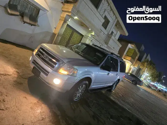 Ford Expedition 2011 photo 4