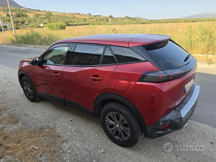 Peugeot 2008 2020 photo 3