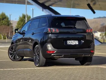 Peugeot 5008 2024 photo 3