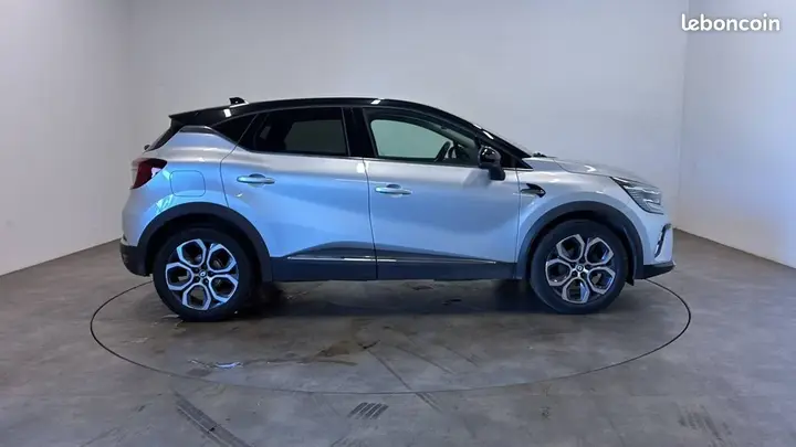Renault Captur 2023 photo 5