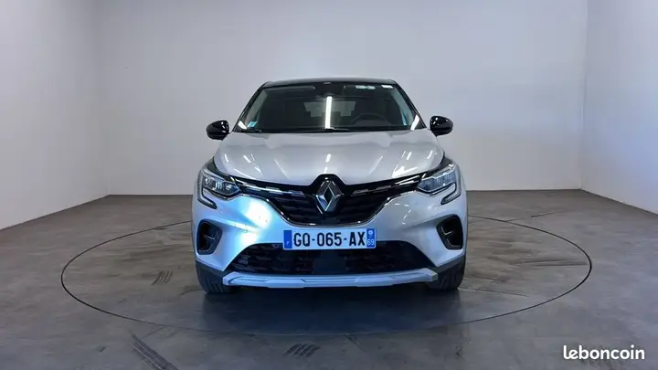 Renault Captur 2023 photo 4