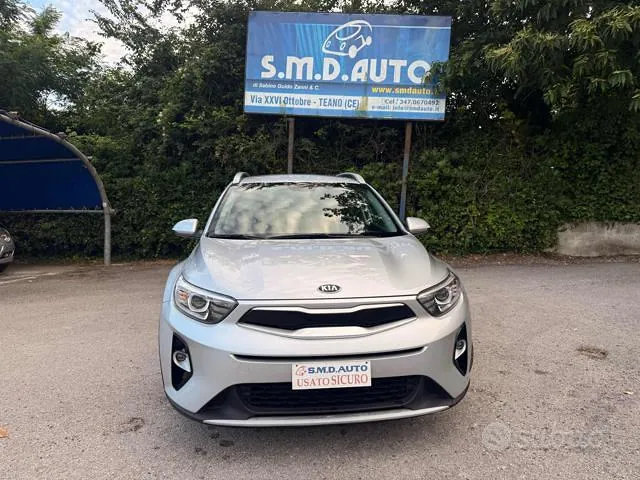 Kia Stonic 2021 photo 2