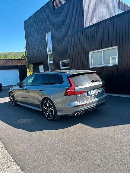 Volvo V60 2020 photo 2