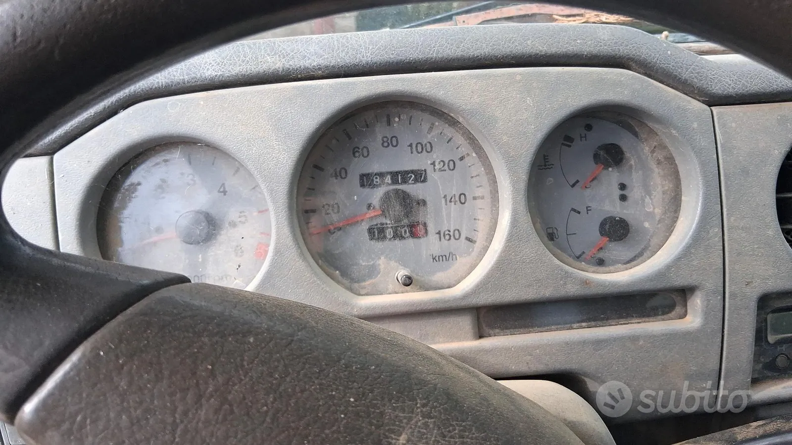 Suzuki Samurai 2002 photo 4