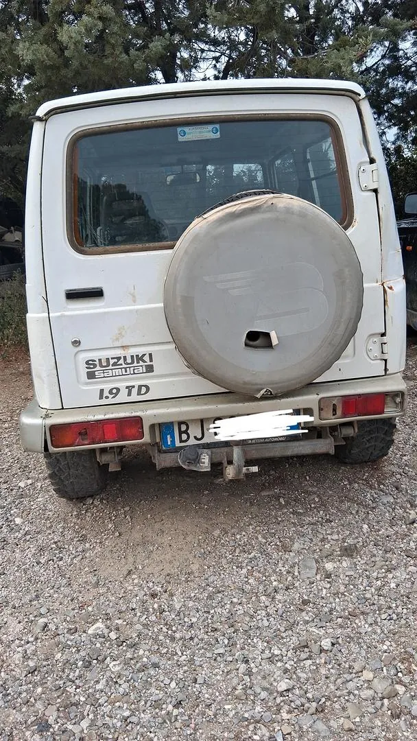 Suzuki Samurai