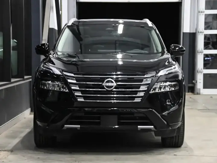 Nissan Rogue 2025 photo 2
