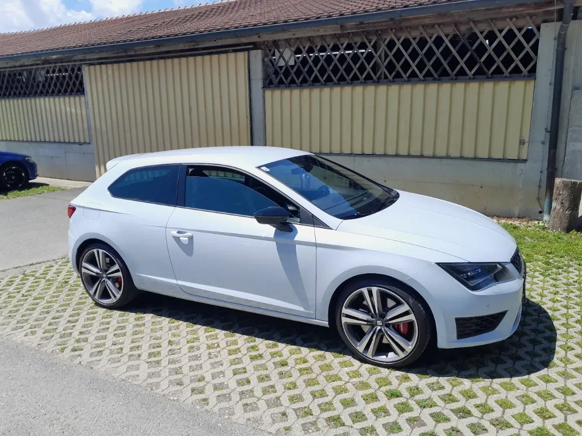 Seat Leon 2016 photo 2
