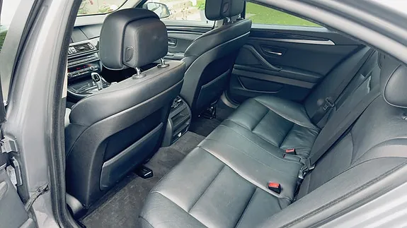 BMW 523I 2010 photo 3