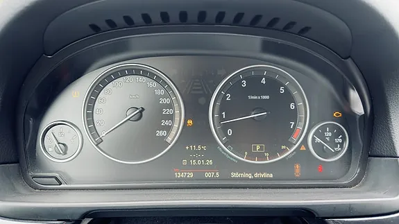 BMW 523I 2010 photo 2