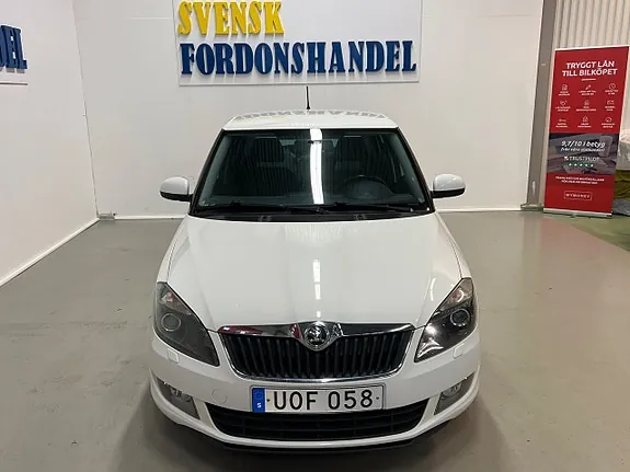Skoda Fabia 2014 photo 3