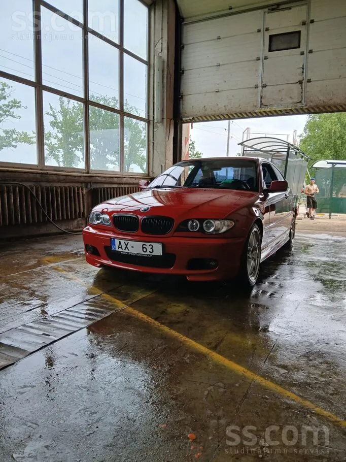 BMW 330 2003 photo 4
