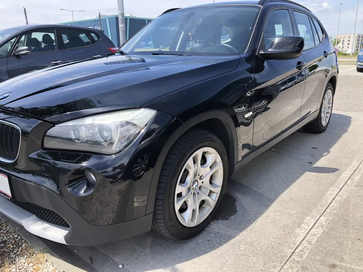 BMW X1 2011 photo 2