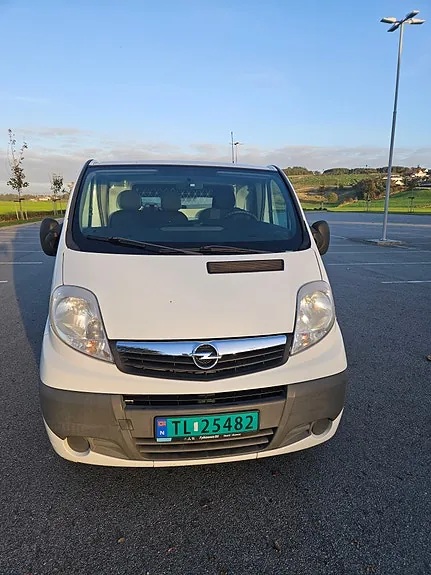 Opel Vivaro 2009 photo 3
